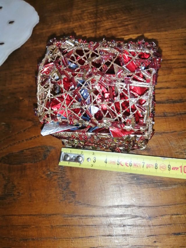 Orecchini hand made in scatola brillantinata