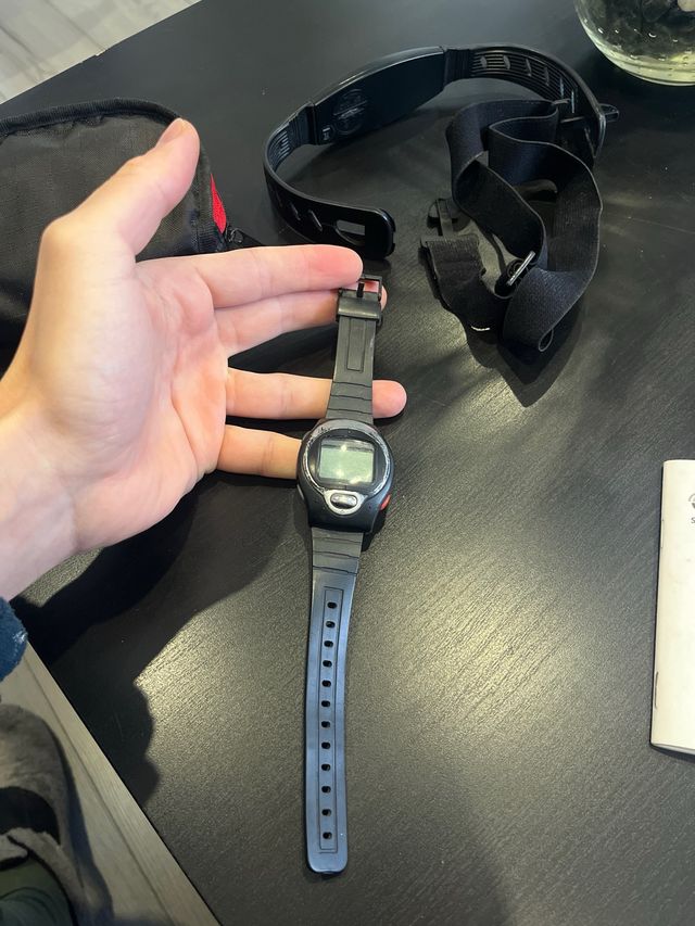 Orologio Oregon Scientific HR102 con cardiofrequenzimetro