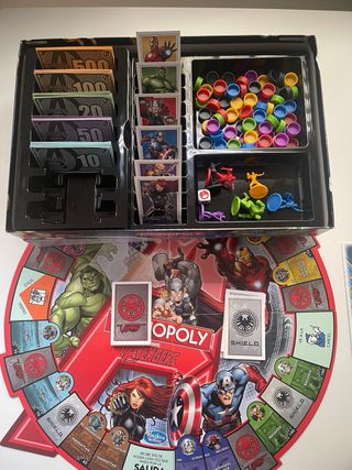 Juego de mesa Monopoly Avengers