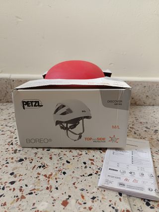 Casco de escalada.