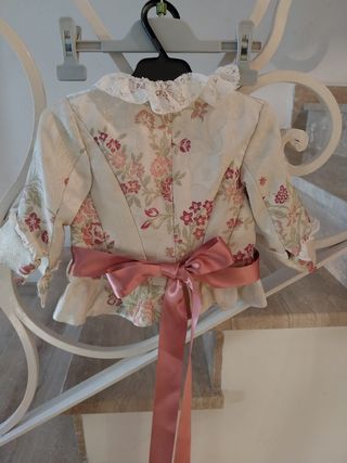 Traje de fallera para niña 