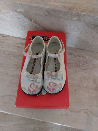 Traje de fallera para niña 