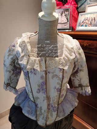 Traje de fallera para niña 