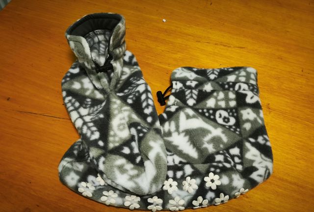 Zapatillas antideslizantes de franela. A estrenar.