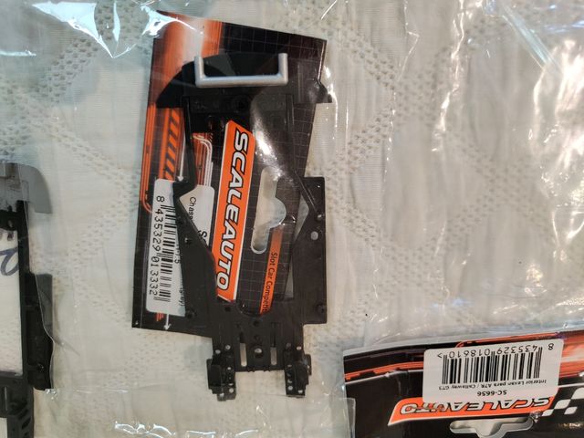 LOTE SCALEAUTO CAJAS CHASIS ETC