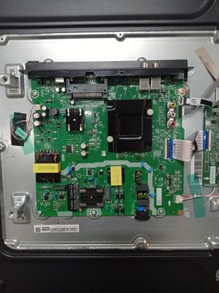 Despiece TV hisense 55E77KQ