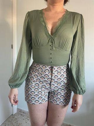 Shorts estampado Sfera