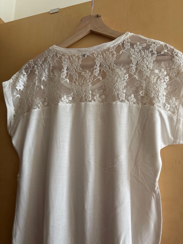 Camiseta encaje