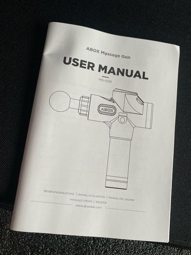 Pistola de masaje muscular Abox nueva