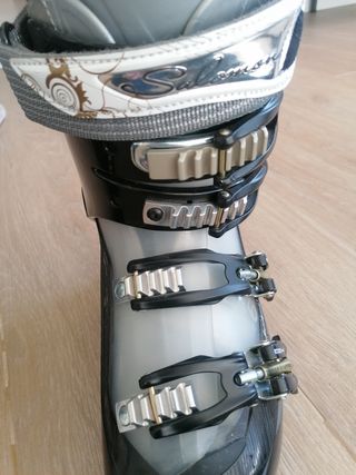 BOTAS ESQUÍ SALOMÓN T. 24,5 A ESTRENAR