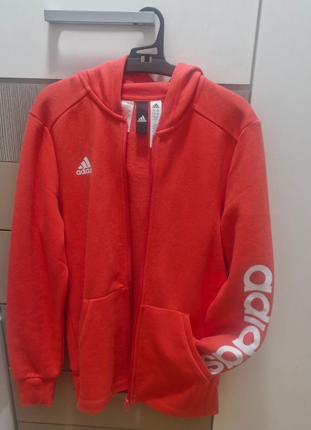 Sudadera Adidas talla 14-15