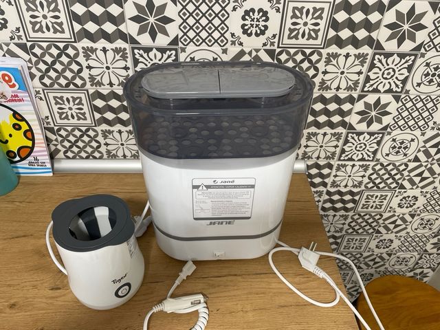 Calienta biberones y esterilizador 