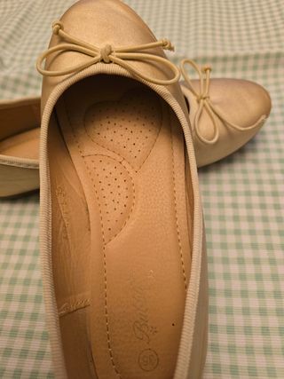 Zapato niña talla 35 bubble  beig