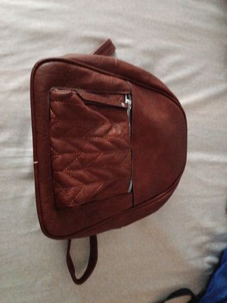 Mochila polipiel nueva