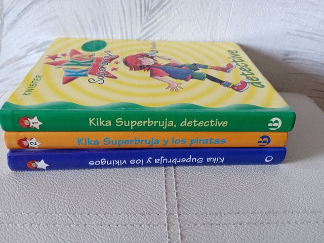 Kika Superbruja, detective (Kika Superbruja / Kika Super Witch) (Spanish Edition)