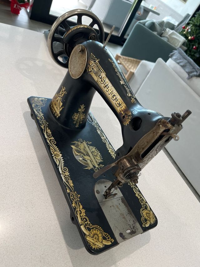 Maquina de coser Singer