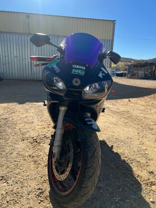 Yamaha fz6 con encadenado r6 2007