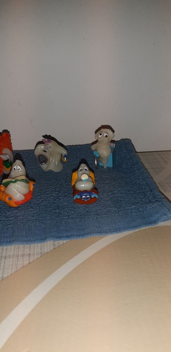 Set n. 11 Fantasmini fluo Kinder