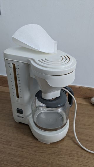 Cafetera 12 tazas con filtros de papel