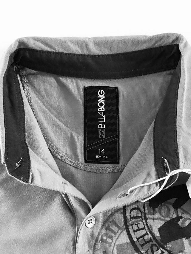 Polo Billabong manga larga gris 14 años