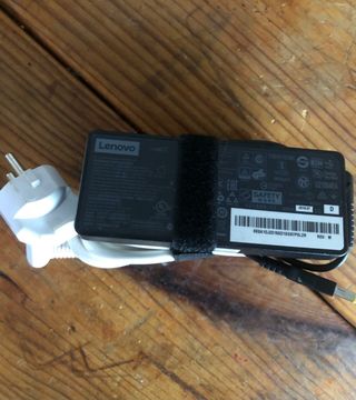 Cargador Adaptador portatil Lenovo 