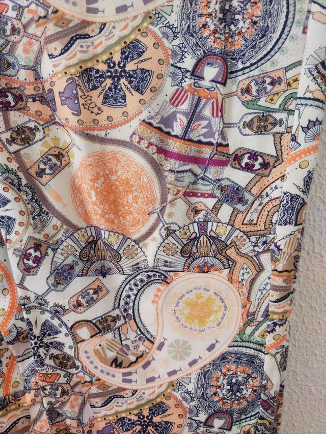 Pantalón estampado propio Adolfo Domingu