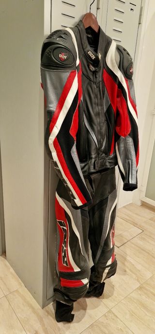 Mono de moto ixs