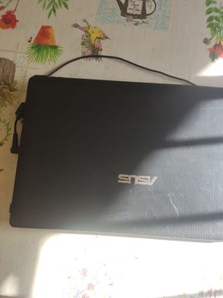Portátil asus