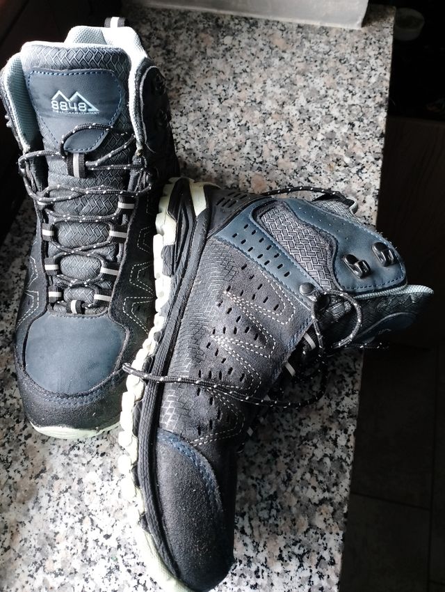 Scarponcini da montagna 