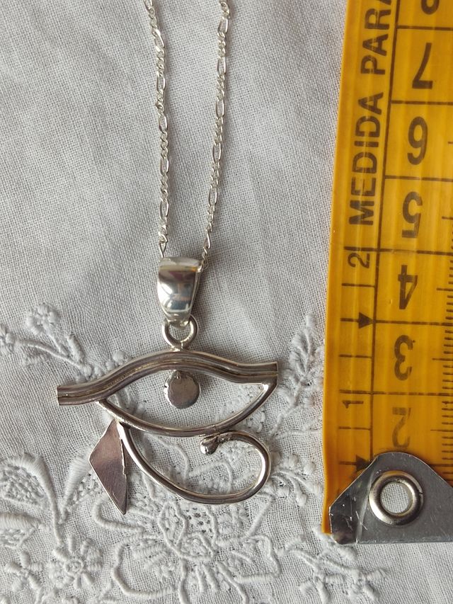 Colgante artesanal en Plata de ley