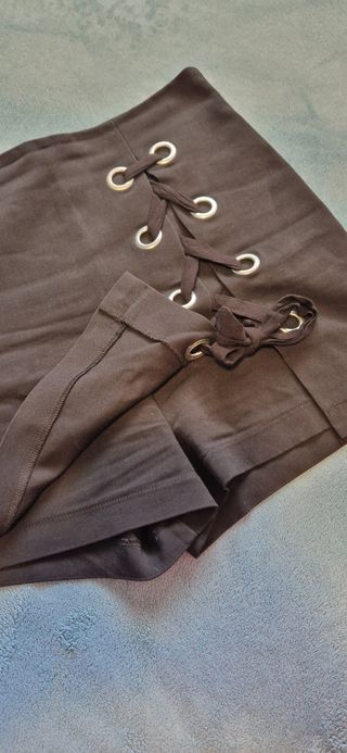 Falda-pantalón Stradivarius