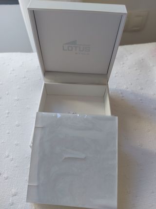 Caja lotus