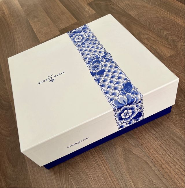 Vista Alegre plato con pie para tartas