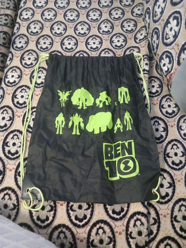 Mochila de los dibujos de la TV de Ben10