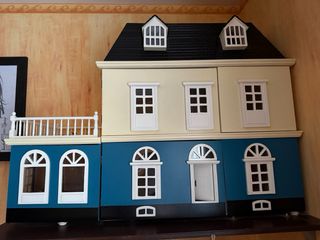 Casa de muñecas victoriana