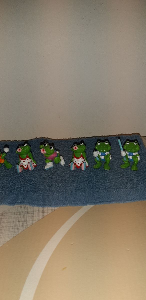 Set n. 9 Ranoplà Sorpresine Ferrero