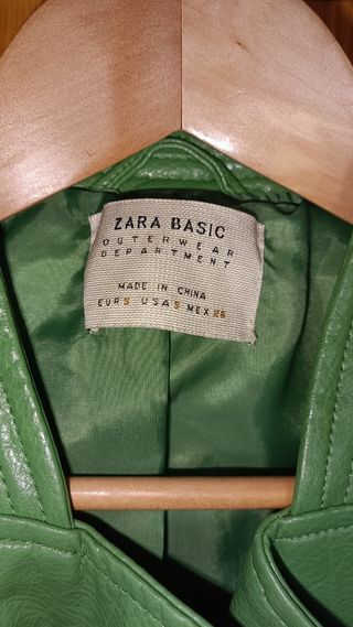 Cazadora vintage cuero sintético verde