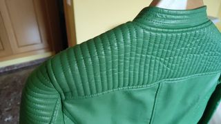 Cazadora vintage cuero sintético verde