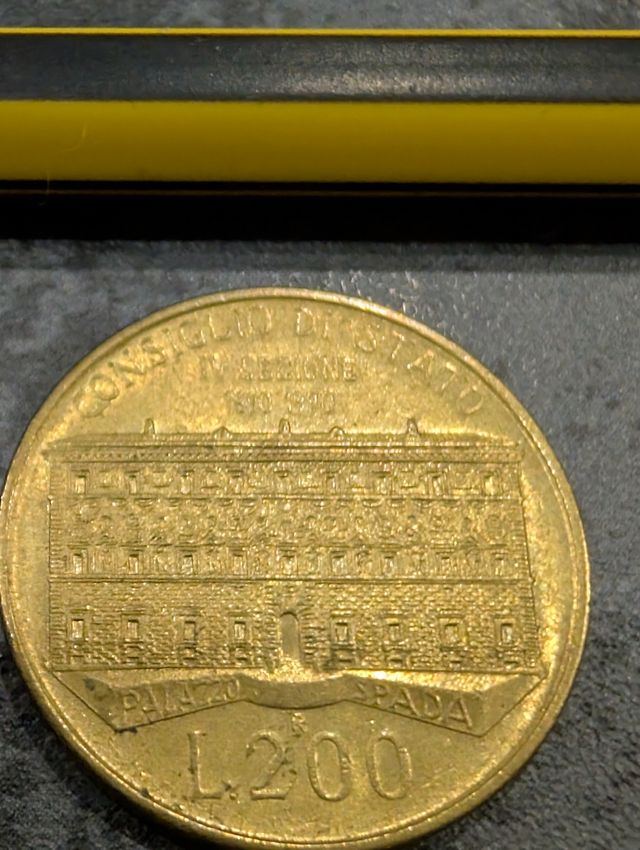 Moneta rara da 200 lire commemorativa