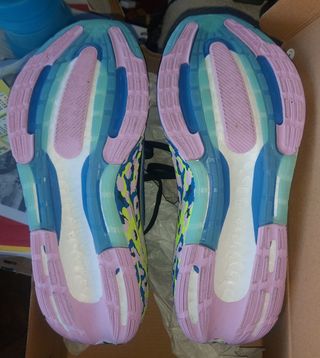 Zapatillas adidas Ultraboost Light Unisex