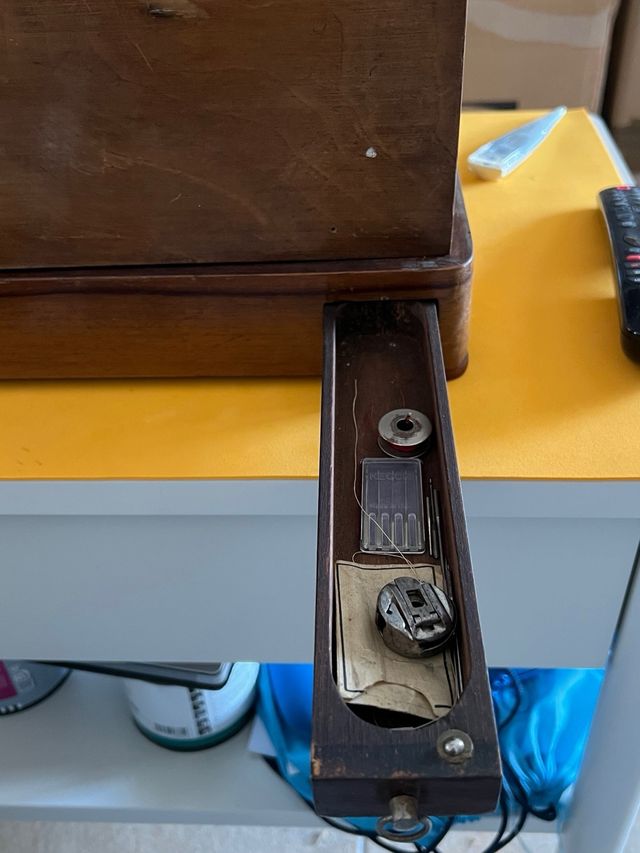 Antigua maquina de coser