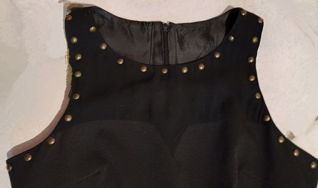 Abito nero smanicato tg Italia 42 , S