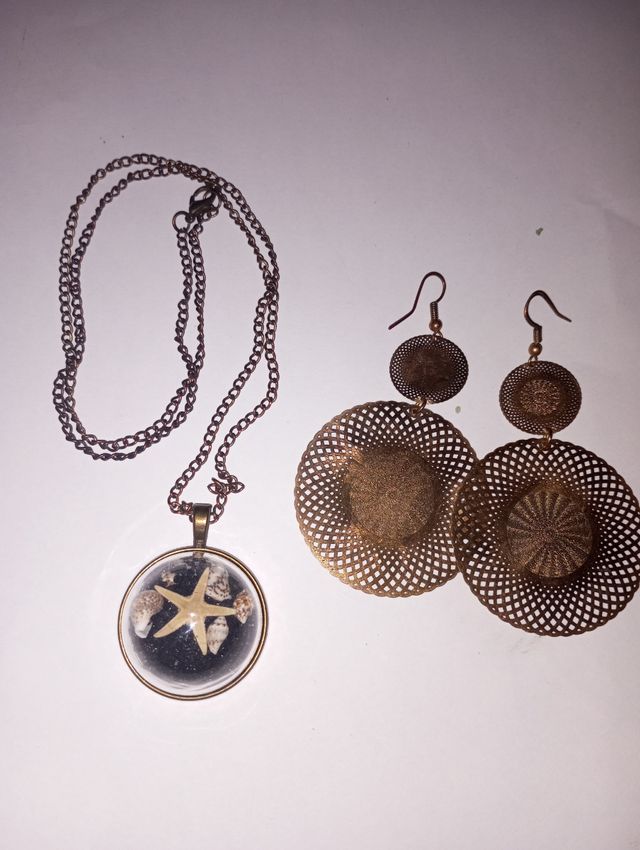 Collana più orecchini