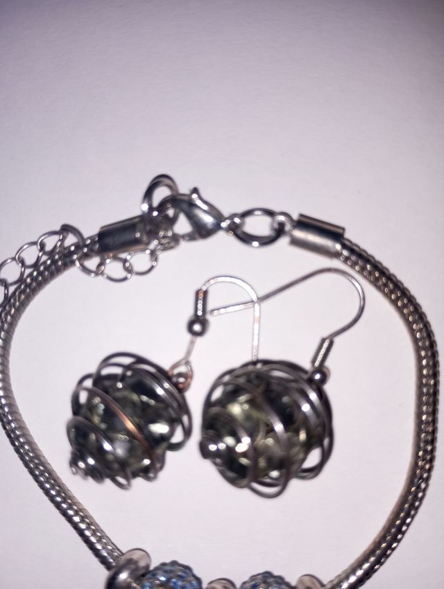 Bracciale e orecchini