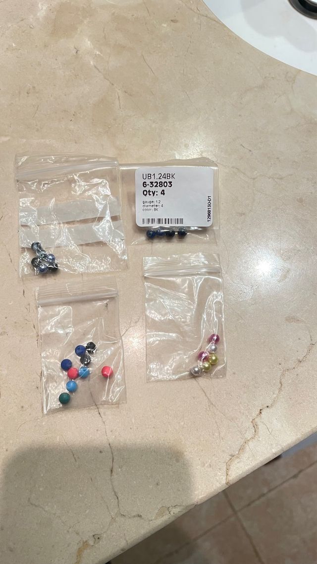 Bolas piercing plastico 5mm