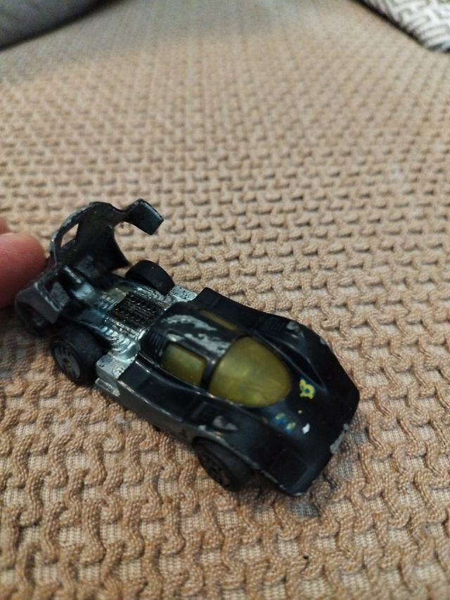 Hot Wheels black 2 Sol-Aire CX4 #33 1983 Mattel