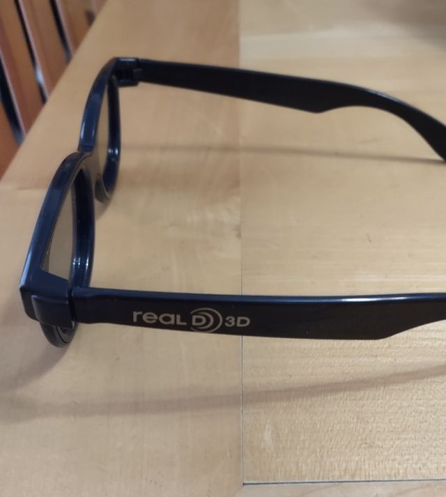 Occhiali per visione 3D