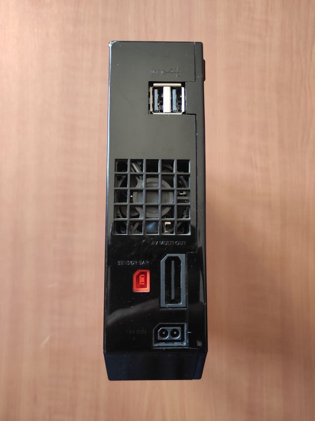 NINTENDO WII + WIIMOTE + 2 NUNCHUK + JUST DANCE