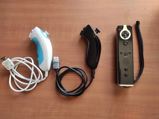NINTENDO WII + WIIMOTE + 2 NUNCHUK + JUST DANCE