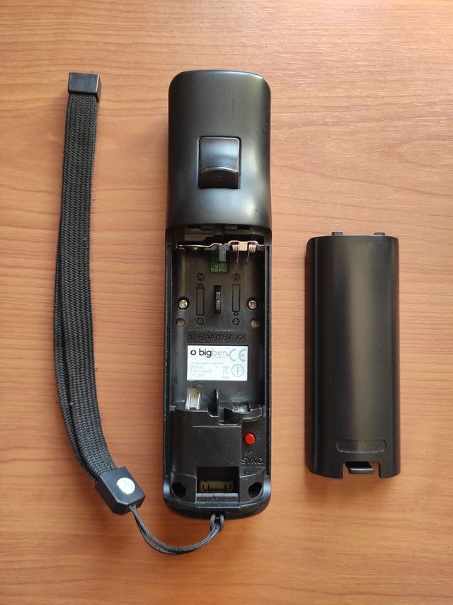 NINTENDO WII + WIIMOTE + 2 NUNCHUK + JUST DANCE